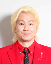 カズレーザー４１歳、“老い”を自覚「水飲む量がめちゃくちゃ増えてる」
