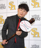 「【ソフトバンク】首位打者が苦笑い「それが複数年契約の怖さでは」牧原大成は５０００万円アップ」の画像1