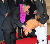 「【巨人】１軍首脳陣、外国人がキャンプ地宮崎入り　阿部監督「１４年ぶり日本一を目指して」」の画像1