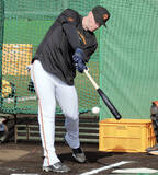 「【巨人】「ドーン！」キャベッジ進化の１５発にどよめき　左に右に３連発　豪快弾連発」の画像1