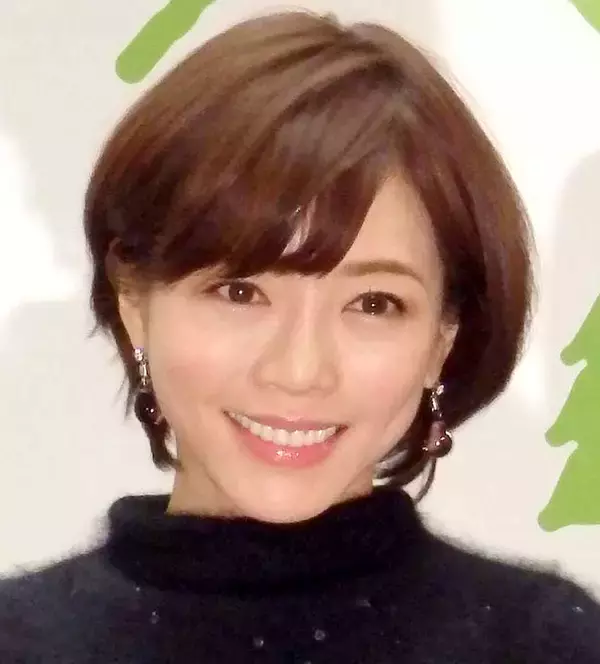 ４７歳・釈由美子、タオル一枚温泉ショット！絶景露天で「美肌の湯を堪能」「極上旅をぜひお楽しみください」
