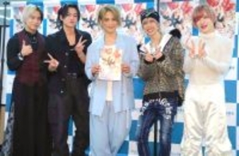 リアルピースが２ｎｄ写真集写真集発売　最年長・こぺは１５０万で整形＆６キロ減量で気合十分