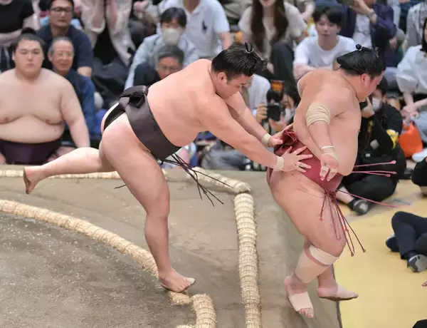 【元大関・琴風の目】まったく危なげない　抜きんでた安定感が霧島の現在地　無双状態の大関を止めるのは誰だ？