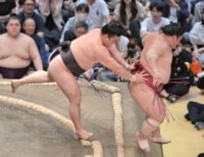 【元大関・琴風の目】まったく危なげない　抜きんでた安定感が霧島の現在地　無双状態の大関を止めるのは誰だ？