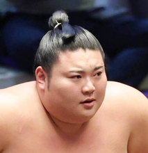 元十両の幕下・大花竜が勝ち越しに王手　「場所前は調子が良くなかったがいまのところは体が動いている」