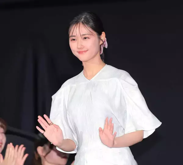 原菜乃華…ないものねだりは「運動神経」、役柄によって「『どうしよう！』と冷や冷や」　映画完成披露で「誰かを大切にすることの本質」熱弁