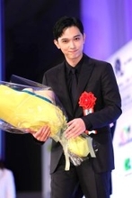 「歌舞伎役者になれた」主演男優賞・吉沢亮　「『国宝』は役者人生の一つの集大成」…報知映画賞表彰式