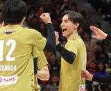 「高橋藍のマイクパフォーマンスに会場爆笑「左で打てや！」西本圭吾のベストエンタメ賞獲得をアシスト」の画像1