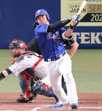 「【中日】４番・細川成也が６回に曽谷から２点二塁打　反撃ののろしあげる」の画像1