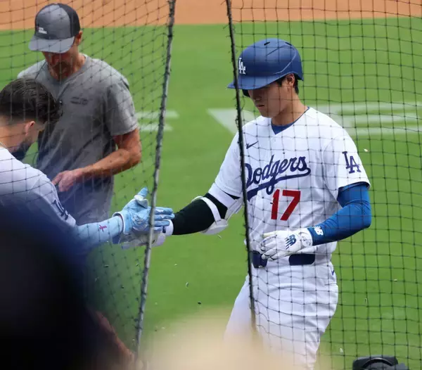 大谷翔平がVSデグロムで先頭弾＆四球、まさかの走塁ミス　佐々木朗希は３回に逆転許す