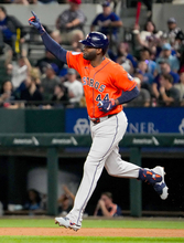 アストロズのアルバレスが衝撃の２試合連続マルチ本塁打となる１９、２０号　村上宗隆に並びア・リーグ本塁打ダービートップに浮上