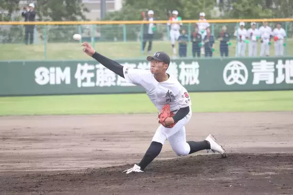 【高校野球】鵡川の最速１４８キロ右腕・三浦秀斗が圧巻の無四球完封勝利　７４歳の小池啓之監督は「感無量」　次戦は４季連続駒大苫小牧戦