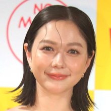 村重杏奈、布面積少なめスイムウェア姿で「子供みたいにはしゃいだ！」圧巻スタイルに「ナイスバディ」「いいね３回くらい押しちゃった」