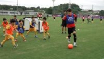 ＫＤＤＩ＋京都サンガ＋京都府が府全域の子どもたちへ遠隔サッカー教室やスペシャルマッチ第２弾を開催！　選手との対話型講演も新たに追加