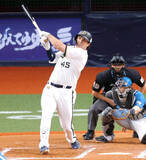 「【オリックス】球団新記録の本拠地・京セラＤ９連勝！　シーモアが６７打席目で同球場通算３０００本塁打目の決勝２ラン　エスピノーザが球団外国人では２人目の開幕４戦４勝」の画像1