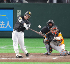 【ソフトバンク】栗原陵矢の２発など８得点で逆転勝ち　周東佑京がスーパーキャッチでピンチ救う