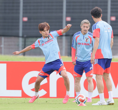 【Ｗ杯】久保建英、主将・遠藤航の離脱に言及「残された選手でやっていくしかない」遠藤には感謝「助けてもらってばっか」