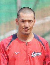 【広島】矢野雅哉と前川誠太の自宅などが広島県警の捜索を受けたと発表　鈴木球団本部長「一連の流れの捜索だと…」　今年１月に羽月隆太郎氏が「ゾンビたばこ」の使用疑いで逮捕→契約解除