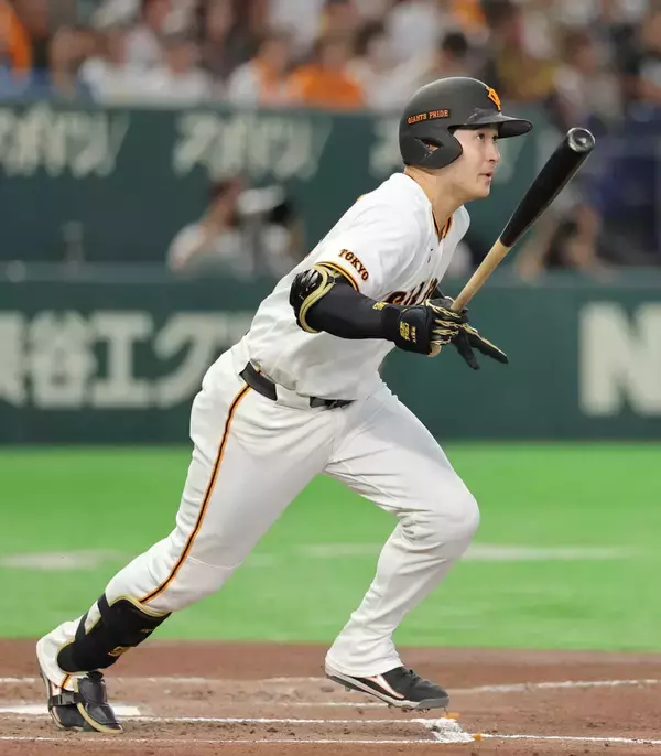 【巨人】泉口友汰が２打席連続二塁打　阪神・高橋から右翼線！左中間！