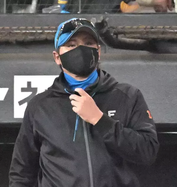 【日本ハム】試合前に異例の投内連携を課した理由　新庄剛志監督「そういう気持ちはないのかなって」