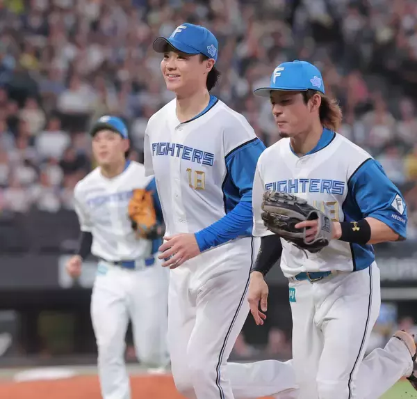 【日本ハム】新庄監督「今日はなんて言っても福也君。最高級の査定を」２戦連続ソフトバンク戦好投の先発・山崎を大絶賛