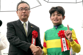 【注目馬動向】清き一票を！京都大賞典Ｖのエコロディノスは有馬記念へ　４年目の田口貫太騎手は初騎乗　大久保調教師「ファン投票で…」