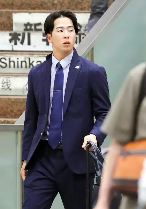 【巨人】ドラ５・小浜佑斗が１軍合流　中日戦前日に長野入り　ファーム直近５試合で打率３割６分４厘
