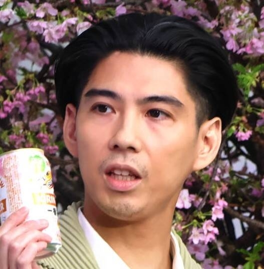 賀来賢人、自分より先に売れて「めっちゃめちゃ悔しかった」同輩＆後輩の実名列挙「全員、ハゲろ！って思ってました」