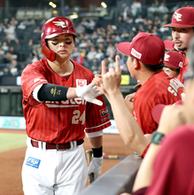 【楽天】黒川史陽が父のリクエストに応えて約４か月ぶりの一発　６回に均衡を破る先制の２号ソロ