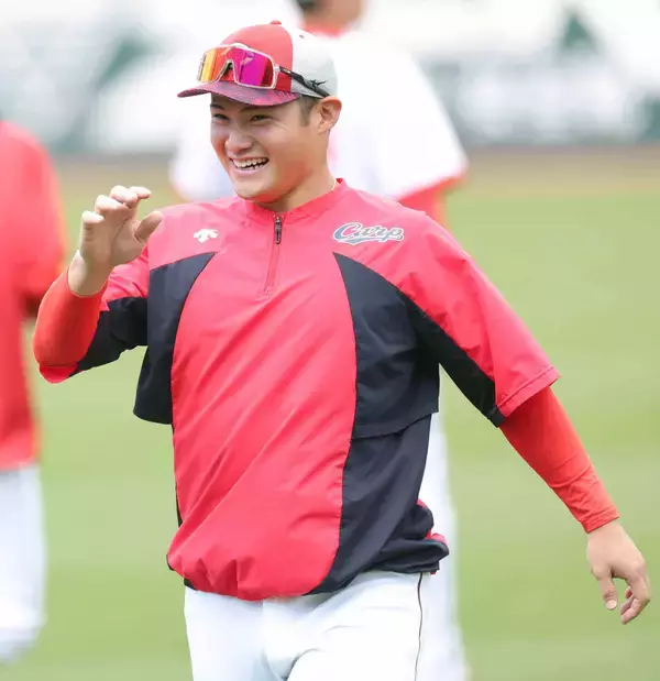 【広島】田村俊介、春季キャンプで同学年のドラ１位平川を圧倒して巻き返す「差を見せつけないと」