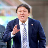 「清水の秋葉忠宏監督が神戸コーチに　清水就任の吉田孝行監督と“入れ替わり”　ＭＦ乾貴士とも再タッグ」の画像1