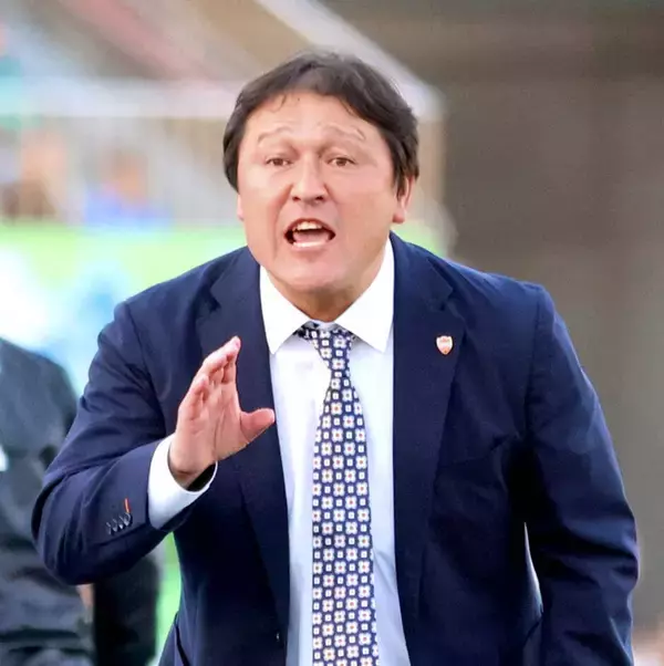 清水の秋葉忠宏監督が神戸コーチに　清水就任の吉田孝行監督と“入れ替わり”　ＭＦ乾貴史とも再タッグ