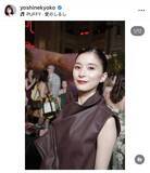 「芳根京子、レザードレス×赤ブーツ姿が眩しすぎ！「大人の雰囲気が溢れてる」「キラキラ輝いて」「顎ライン最強」」の画像1