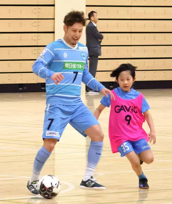 フットサル・エスポラーダ北海道　室田祐希主将が３季ぶり復帰Ｆ１リーグで躍進決意　引退発表→廃部危機→引退撤回からＶ貢献