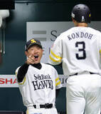 「【ソフトバンク】小久保裕紀監督、両リーグトップの１６号２ラン放った栗原陵矢を「進化している」、「月間ＭＶＰの最有力候補」と絶賛」の画像1