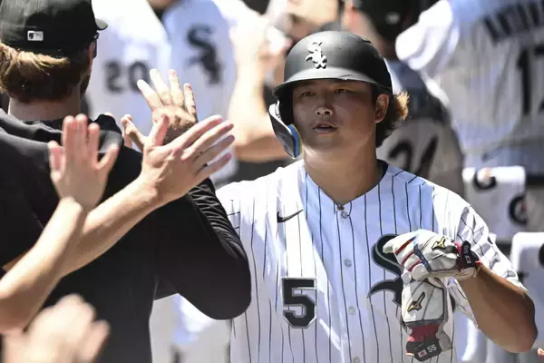 村上宗隆　大量得点につながる四球で勝利に貢献　チームは復帰後３戦３勝　フィラデルフィア移動で本塁打競争＆球宴出場へ