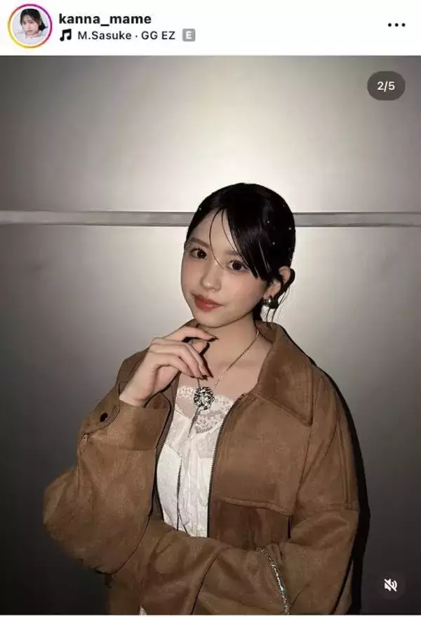 「大人っぽくて綺麗」カジサックの長女・梶原叶渚、ホワイトワンピ×ジャケットコーデに「可愛くて美しすぎる」