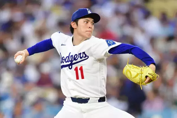 佐々木朗希　後半戦最初の本拠地登板、初回は１６３・４キロマークで無失点スタート　ベッツが２点適時打で先制、今季５勝目なるか…大谷翔平が左膝痛で急きょスタメン外も