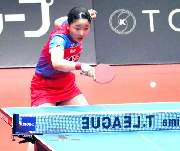 【卓球Ｔリーグ】昨季女王・神奈川がホーム初戦を４―０で京都に勝利　１８歳・張本美和がエース対決を制す