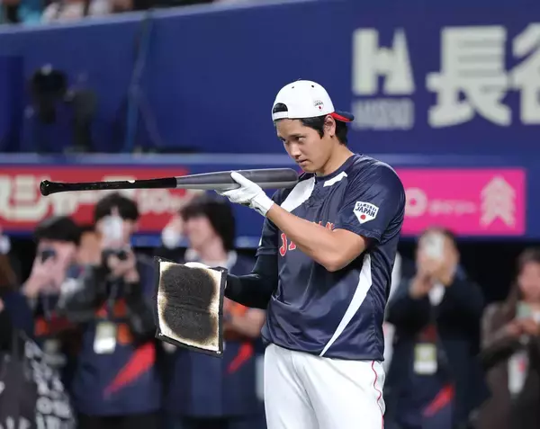 大谷翔平「お疲れさまでしたー！」大忙しの一日が終了　２戦連続で試合中に引き揚げる…連日のフリー打撃で衝撃９発＆遠投１００ｍの二刀流調整