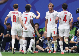 【Ｗ杯】ケインすごすぎ２発　イングランド敗退危機救った　決勝Ｔ１回戦コンゴに逆転勝ち　エースはペレ超え通算１３ゴール