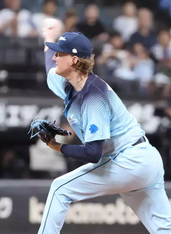 【西武】ウィンゲンターが自身の持つプロ野球最多の連続ホールドを２０試合に伸ばす　無失点投球＆防御率０・００も継続