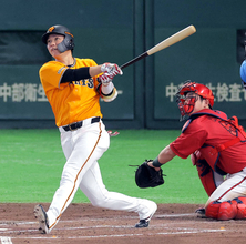 【巨人】４回一時同点弾の坂本勇人　増田陸とのアベック弾に「勝ちゲームで打てたら」