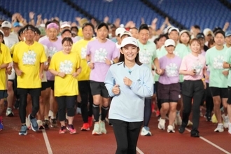 星野真里、「２４時間テレビ」マラソン７４・１キロに到達　昨年ランナーの横山裕「本当に大変だと思いますけど頑張って」