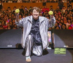 近藤真彦、”全国制覇”まであと２県！　歌手生活４６年で初の鳥取公演「今もこうしてコンサートできるなんて夢のようでウソのよう」