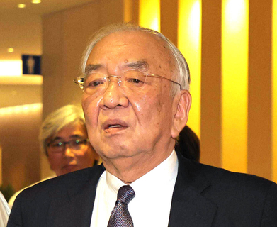 【広島】松田元オーナーが同級生の偉業を祝福　硤合憲三さんがノーベル化学賞受賞　「驚きとうれしさでいっぱい」広島大付小中高で同学年