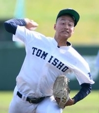 【高校野球】富山商が１７安打で決勝進出…期待の福田敦士三塁手は、ほろ苦の投手デビュー