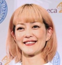 松嶋尚美、イケメン長男と買い物デート！仲良し２ショットに　「大人ぽくなってる」「素敵な親子」