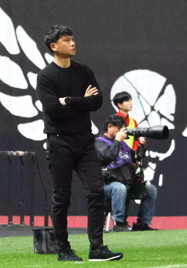「【Ｊ２札幌】４試合ぶりの黒星　川井監督「得点力が足りない」「勝ったらメンバーを変えないのが正義的だが、僕はそういう考えはない」布陣変更奏功せずも言い訳なし」の画像