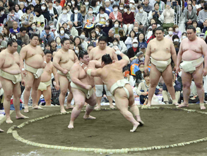 小結・熱海富士、地元・三島巡業で大歓声　後輩の憧れ目線に「もう悪いことは出来ないですね（笑い）」